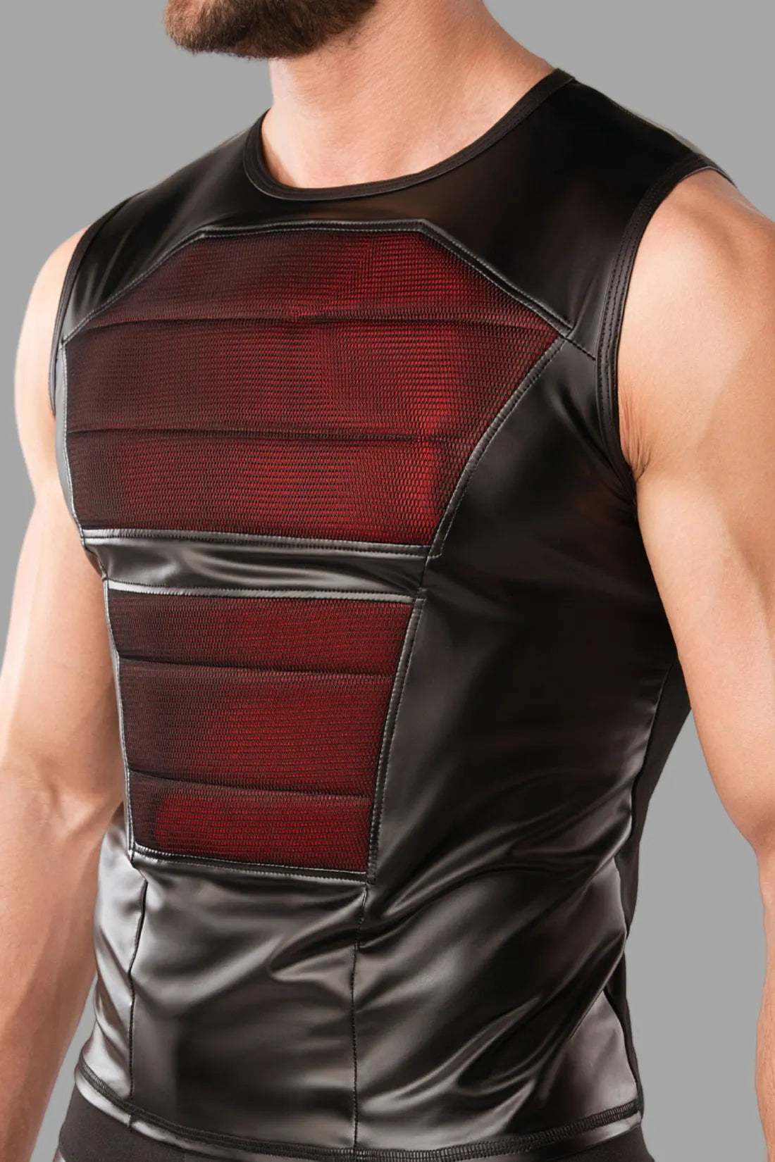 Armored. Color-bajo. Camiseta sin mangas para hombre. Almohadillas delanteras. Negro+Rojo