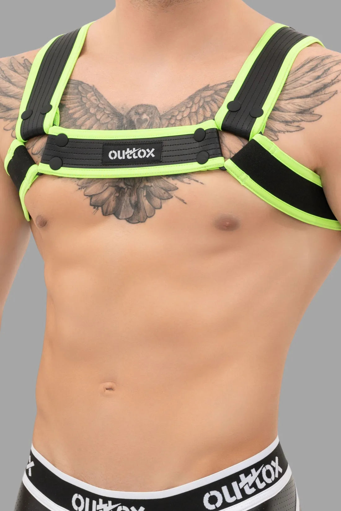 Outtox. Harnais Bulldog avec boutons-pression. Noir et vert « Neon »