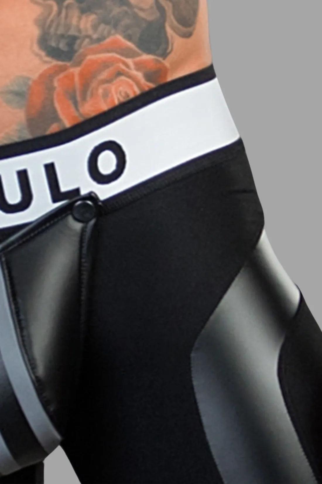 Jovenero. Pantalones cortos de ciclismo Fetish para hombre. Bragueta. Parte trasera con cremallera. Negro