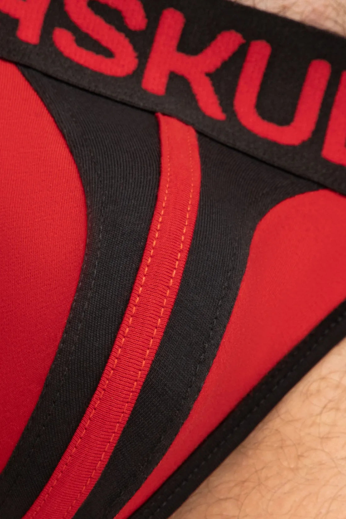 TIGER Jock con POUCH-SNAP. Negro+rojo