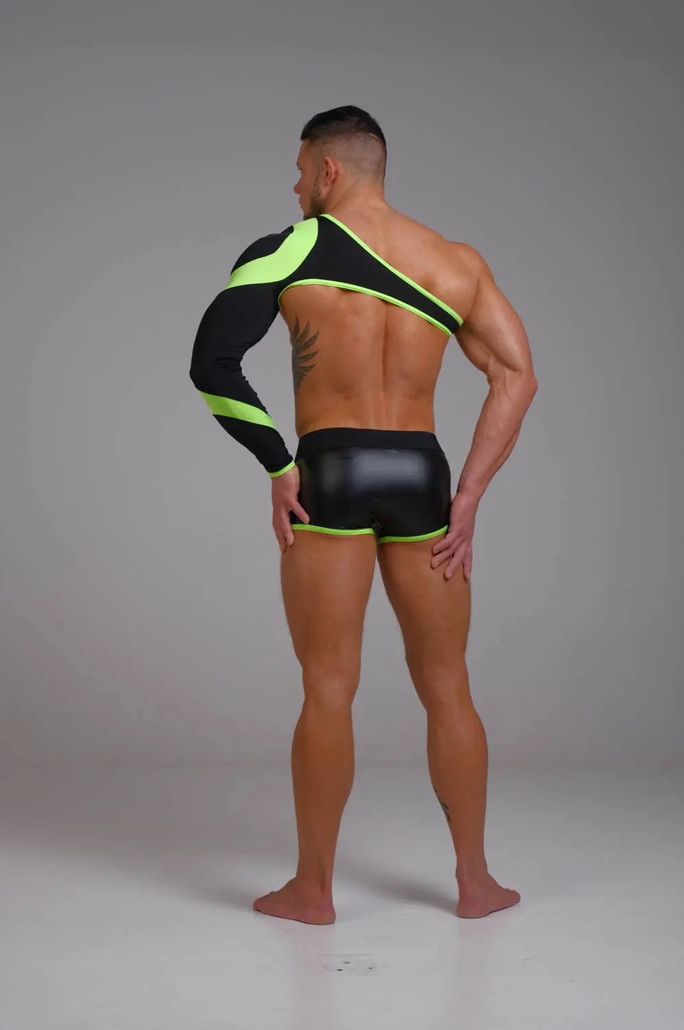 Youngero. Asymmetrical Long - Sleeved Crop Top. Green Neon - Maskulo - MTP151-Y1 - Maskulo EU Global Online Store